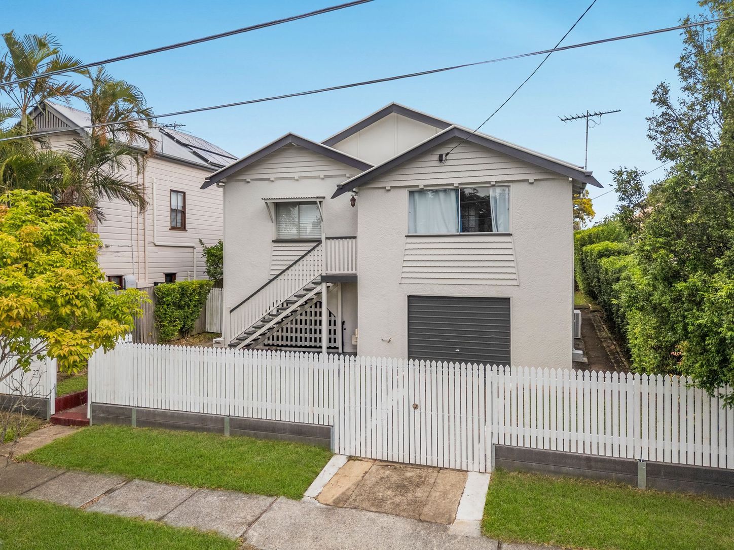27 Brisbane Street, Annerley - Image 1
